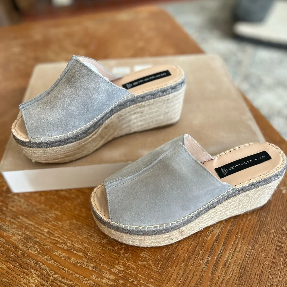 Stylish Blue-Grey & Beige Platform Sandals